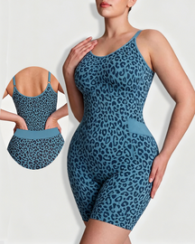 Body de compresión con espalda descubierta y estampado de leopardo que realza los glúteos