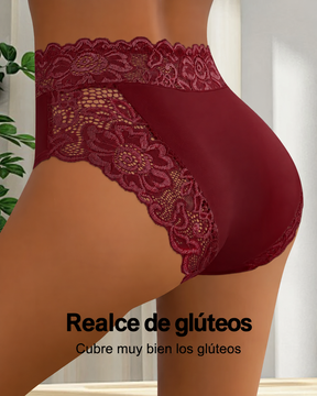 Braguitas triangulares de encaje floral suave