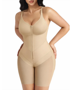 Body con faja de cobertura total para el pecho, control de abdomen y efecto levantamiento de glúteos.