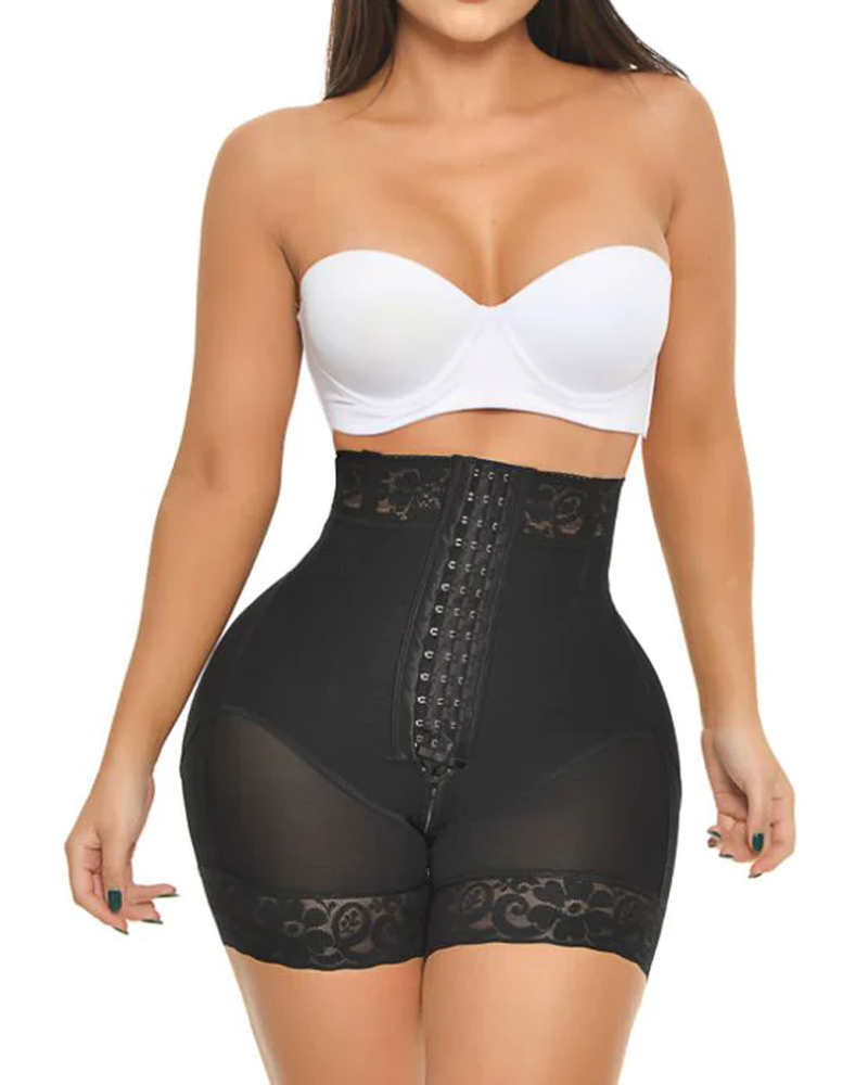 Shorts push up de cintura alta con 3 filas de botones de botines