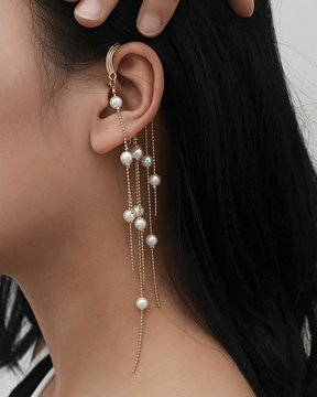 Pendientes de creatividad con borlas y decorados con cuentas elegantes