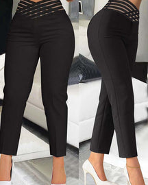 Pantalones cónicos Commuter con cinturón recortado