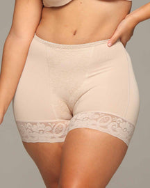 Short de faja color melocotón con realce a tope de encaje