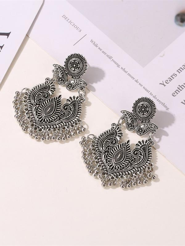 Pendientes tallados exagerados estilo palacio retro