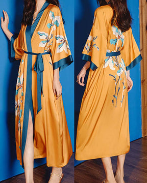Light Luxury Satin Satin Pajamas With Three-Quarter Sleeves