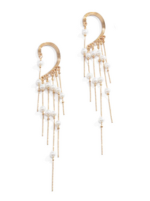 Pendientes de creatividad con borlas y decorados con cuentas elegantes