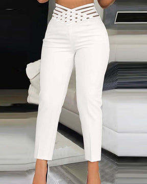 Pantalones cónicos Commuter con cinturón recortado