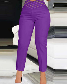 Pantalones cónicos Commuter con cinturón recortado