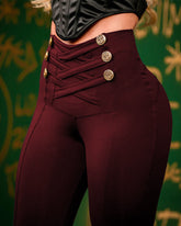 Leggings de levantamiento de cadera con tiras y doble botonadura