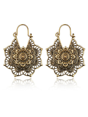 Accesorios de aretes de flores de aleación hueca vintage