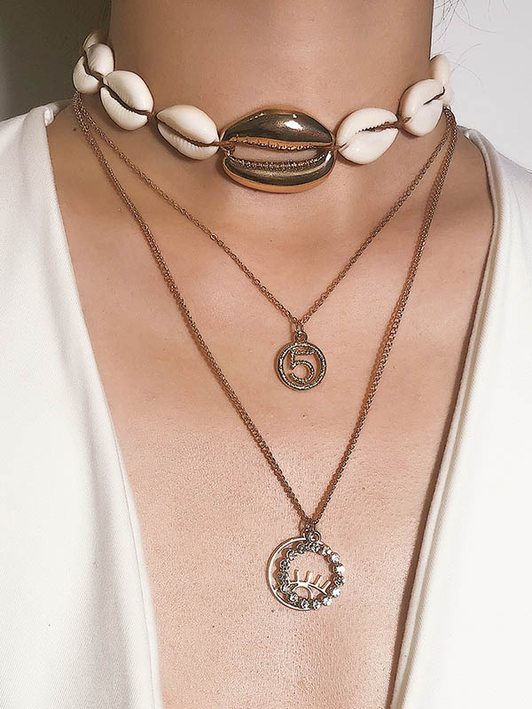 Collar multicapa de concha de vieira de metal simple con microincrustaciones digitales