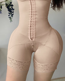 Body con botones para sujetar el pecho